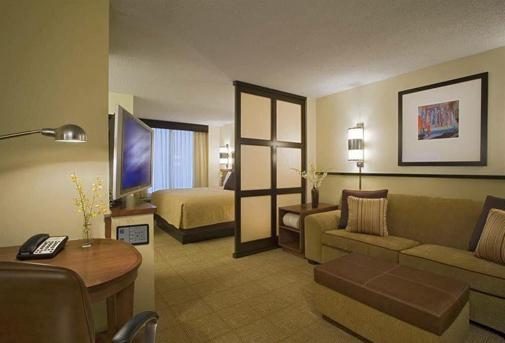 Hyatt Place Milwaukee Airport Екстер'єр фото